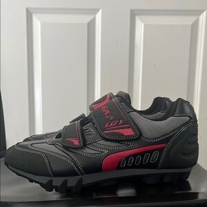 Garneau LG Cycling Shoes Black and Red size 9